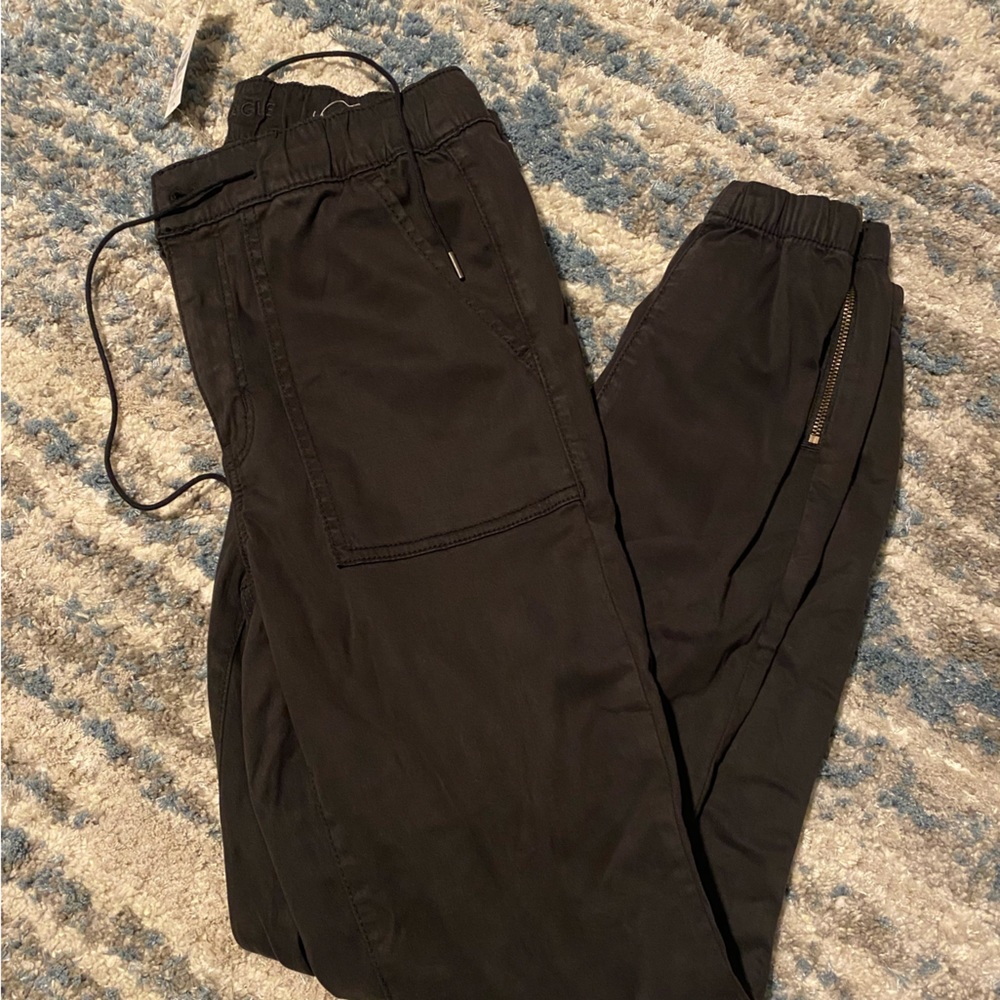 American eagle joggers